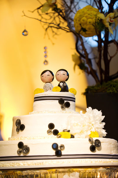 Wedding Details - Cute Cake Topper