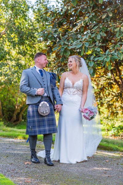 summer scotland wedding at ross priory