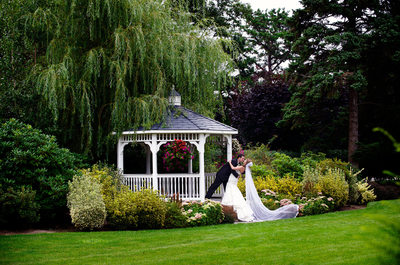 Best East Wind Inn Estate Cottage Wedding Photographer