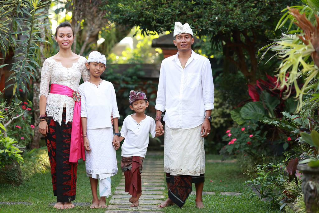Balinese Family Photographer