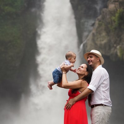 Bali Family Photography Tegenungan Waterfall