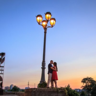 Engagement Session at Boathouse Row 