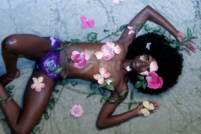 Seventy Melitta Flower fashion Photographer