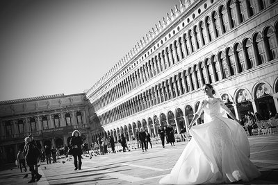 Portraiture Bride in Venezia  San Marco Square