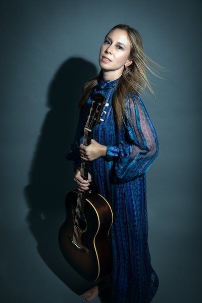 Singer-Songwriter Toby Lightman Promotional Photography