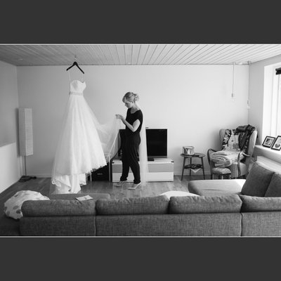 Bryllupsfotograf Aalborg - brudekjole