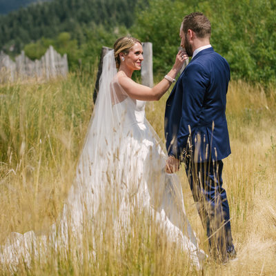 Professional wedding photographer in Squaw Valley
