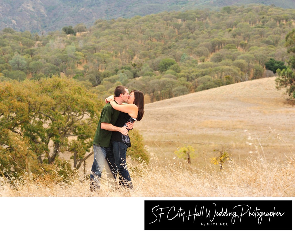 Kissing Outdoors in the San Francisco Bay Area - Portrait Photography