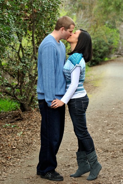 Engagement Session Photography Kiss in the Great Outdoors