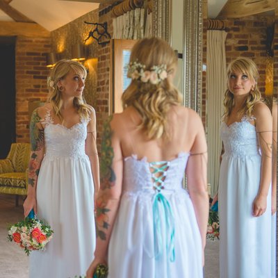 Mythe Barn Wedding Photographers