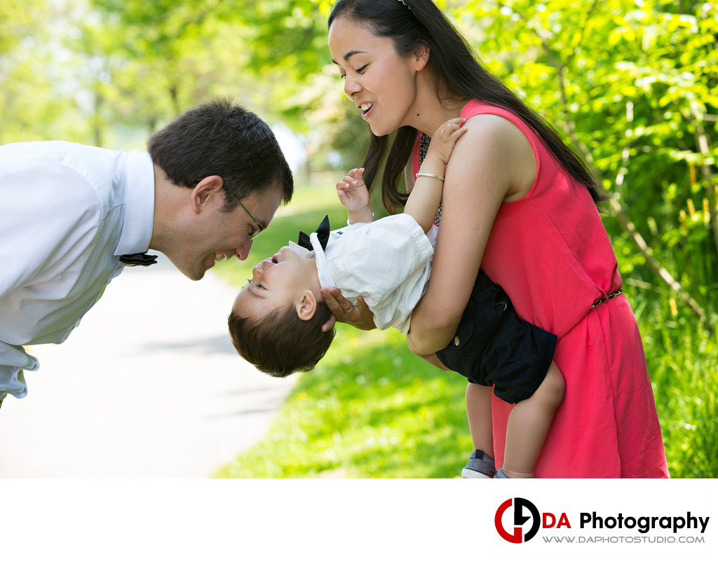 Top Family Photographer in Toronto at Humber Bay Park