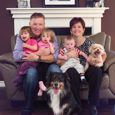 Family Portrait with twins and pets in Ottawa