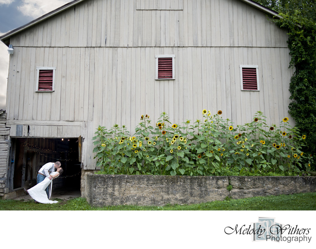 Farm-Wedding-Indiana-Barn-Photographer