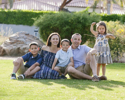 California outdoors family photographer.  Palm Springs