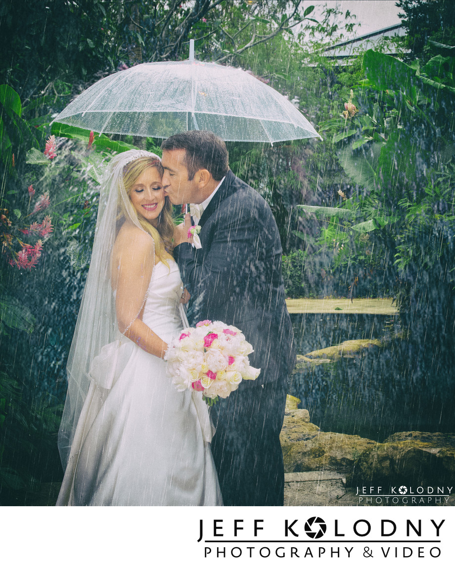 Sundy House Wedding in the Rain