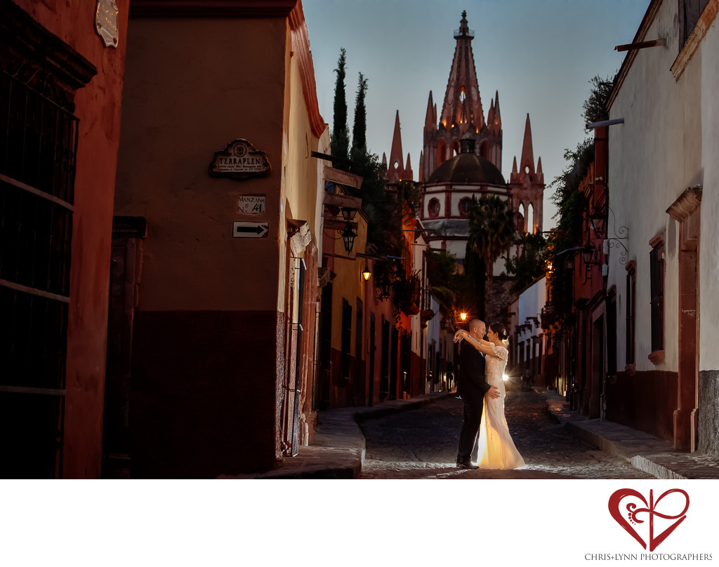 Best San Miguel de Allende Wedding Photographers