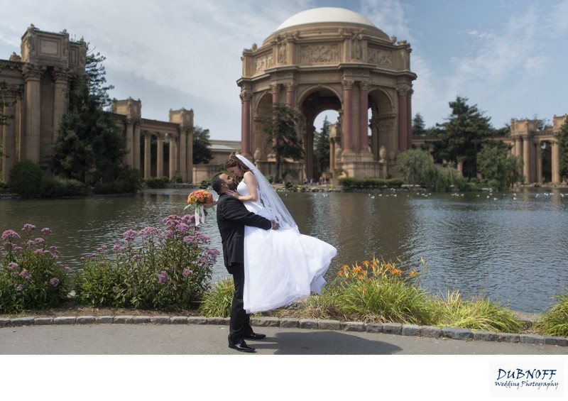 San Francisco's Palace of Fine Arts - Groom lifts Bride!