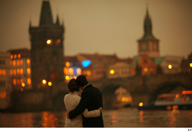 romantic night time couple shoots Prague post wedding