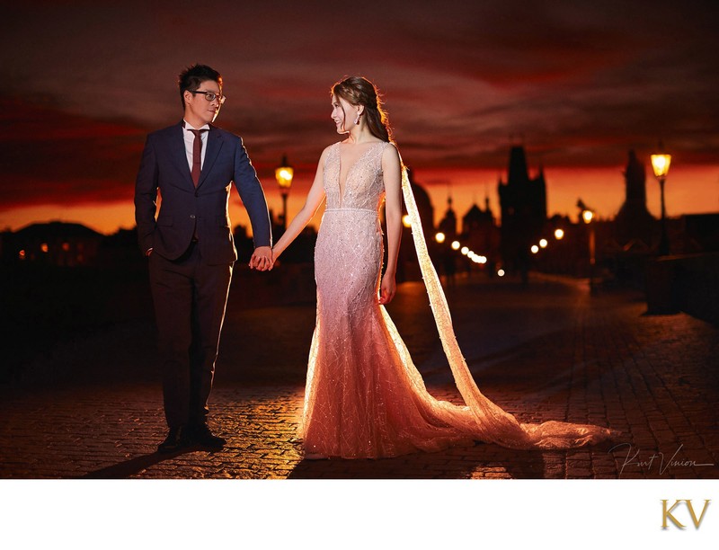 Romantic Prague Sunrise Engagement: Sexy American Couple's Love Story Romantic Prague Sunrise Engagement: Sexy American Couple's Love Story