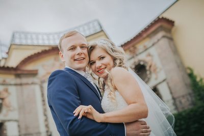 The happiest newlyweds at the Vrtba Garden in Prague