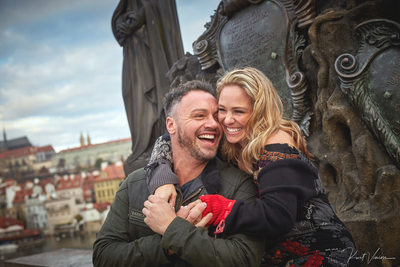 C+M surprise marriage proposal photos from Prague