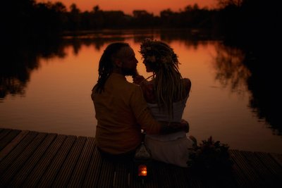 Boho styled love story photographed at sunset