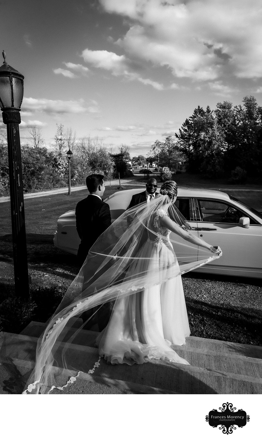 Springer Estate Wedding with Classic Car