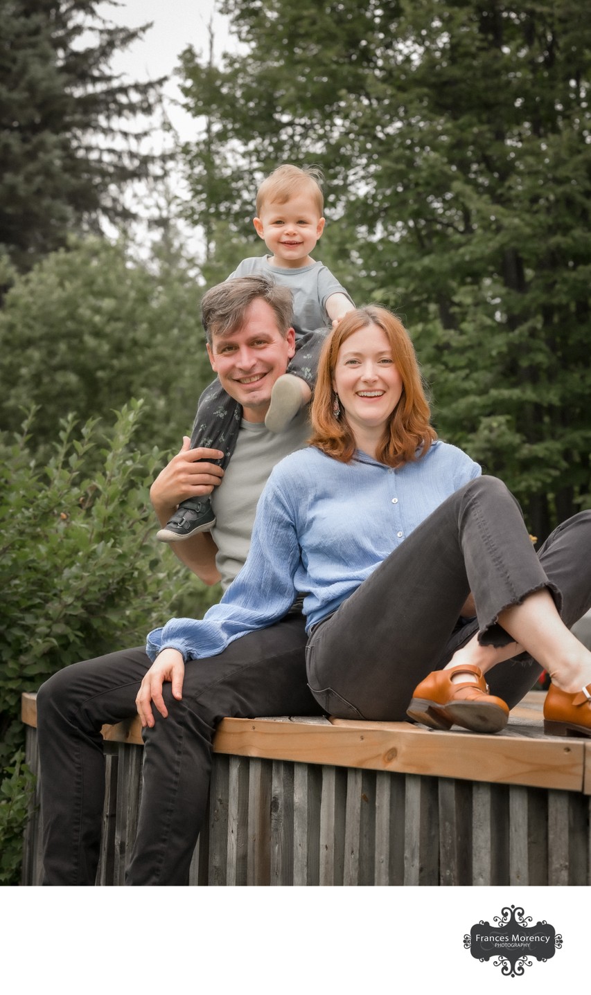 Family in Blue Shirts:  Blue Mountain Photographer