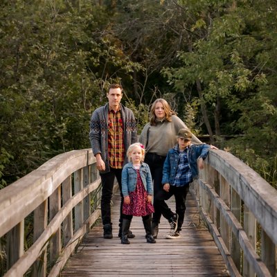 Family Photographer in Beeton