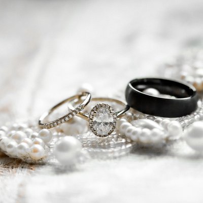 Bridal Accessories:  Roseville Estate Wedding Photographer