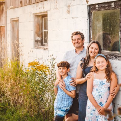 Family Photos with Barn on Meaford Property