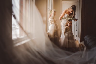 Bride Getting Ready with Flower Girls:  Barrie Photographer