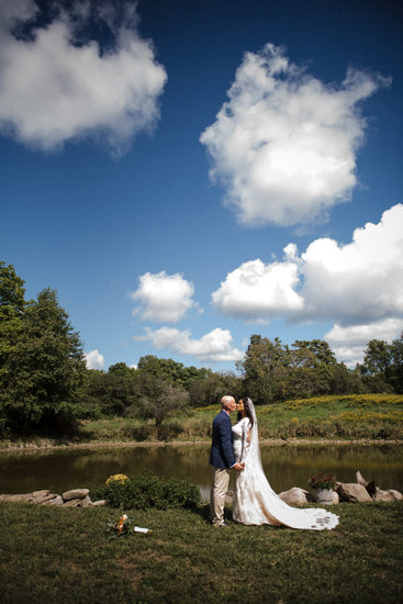 Middletown NY Bride and Groom Picture