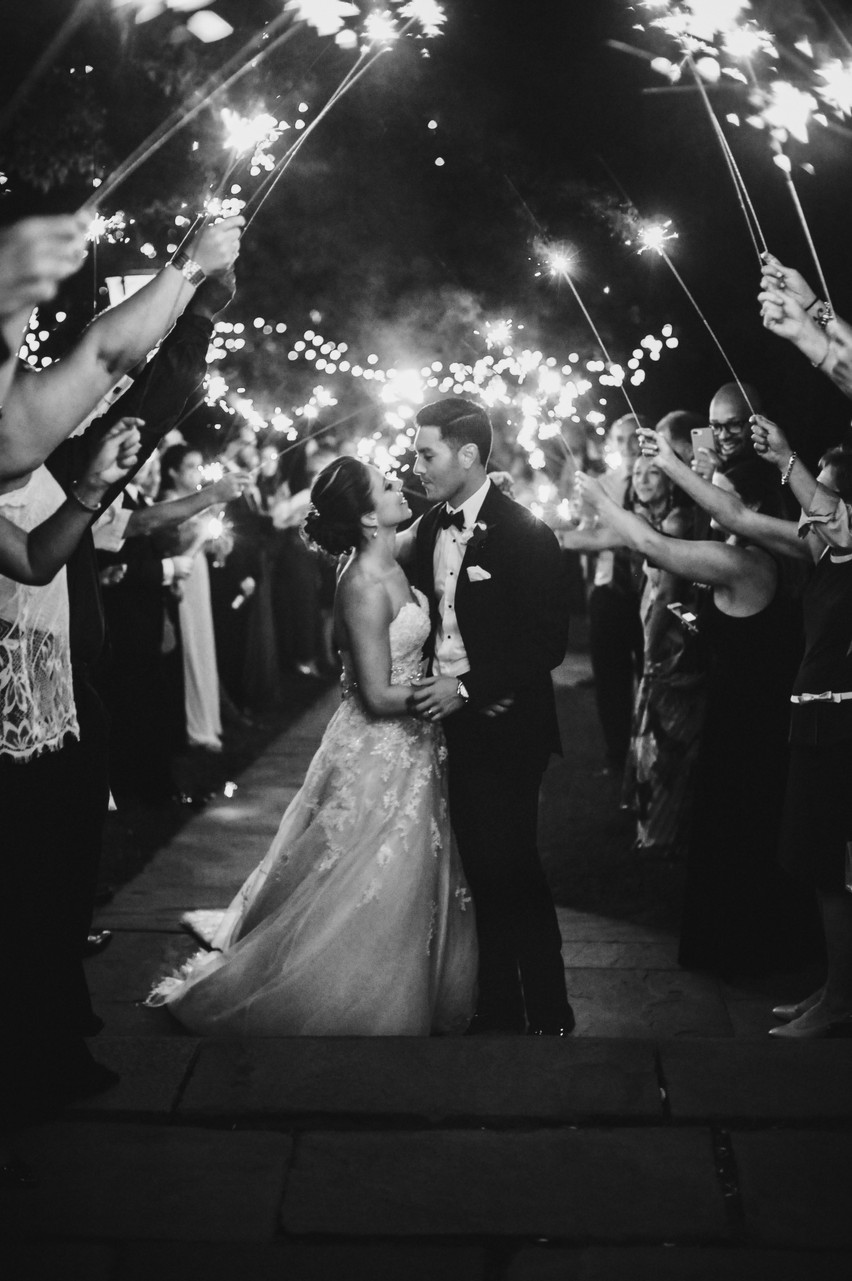 Aldie Mansion Bride and Groom