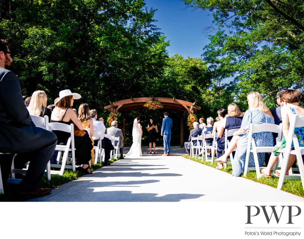 Outdoor wedding at the Woodlands at Algonkian