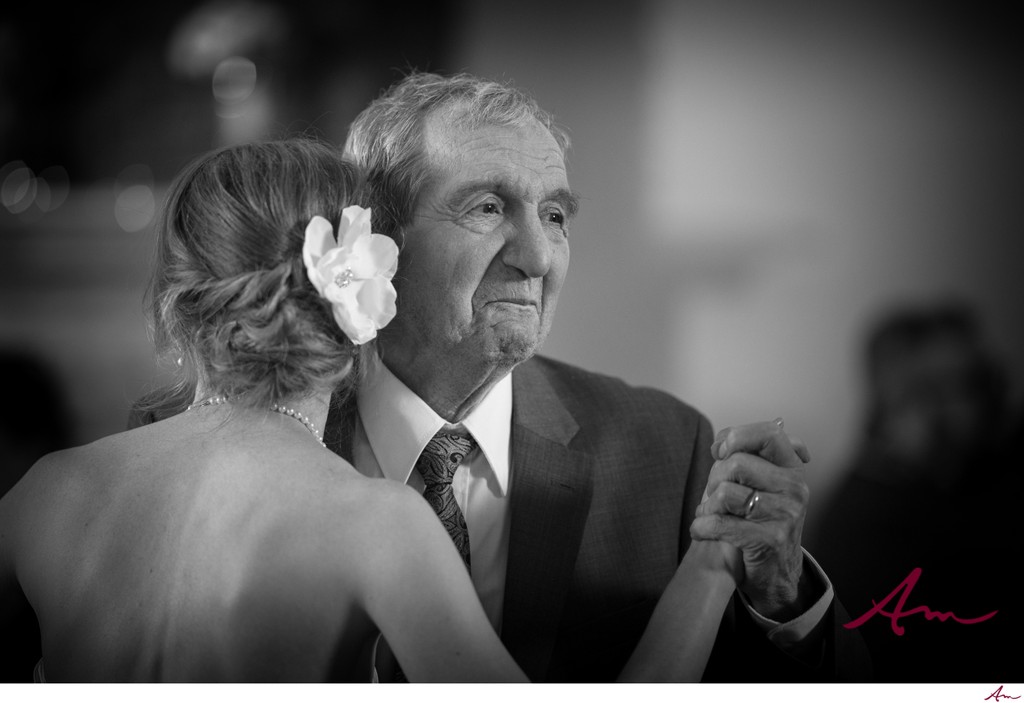 Oceanstone wedding dad and daughter first dance.