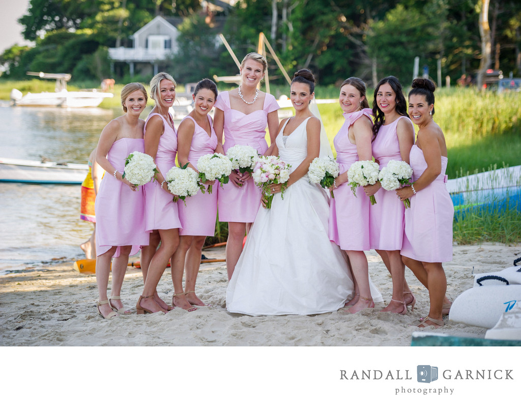 Willowbend Country Club beach bridal party