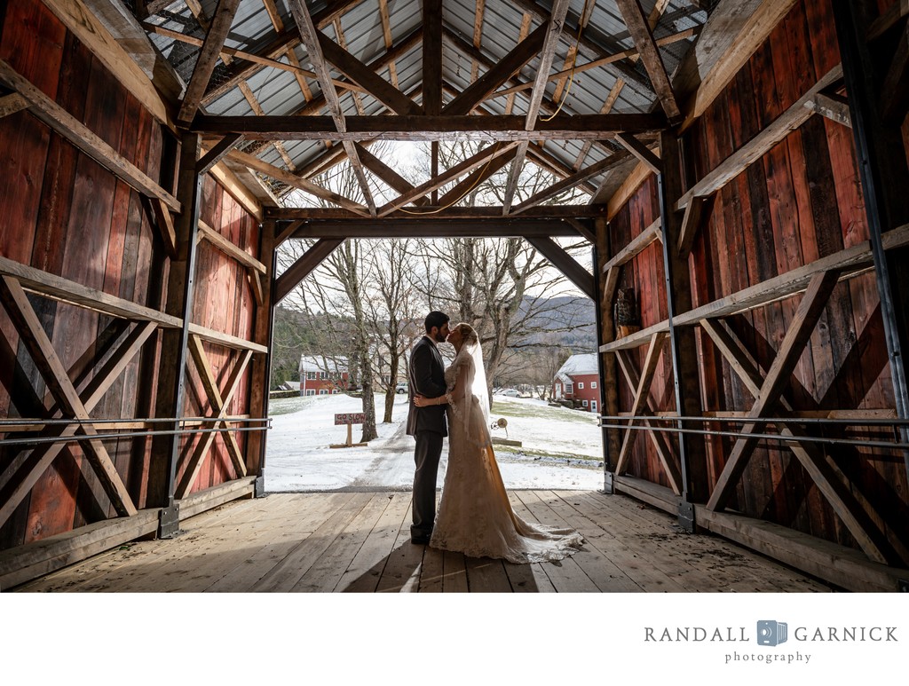 romantic-wedding-covered-bridge-vermont-riverside-farm