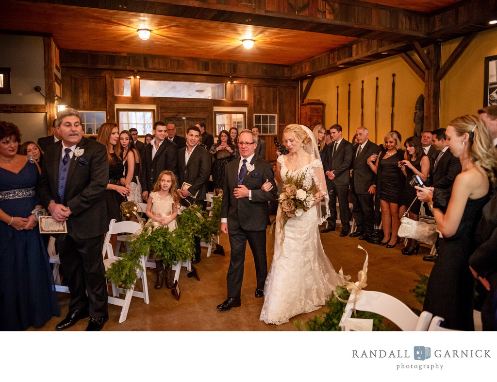 wedding-processional-riverside-farm-vermont-barn