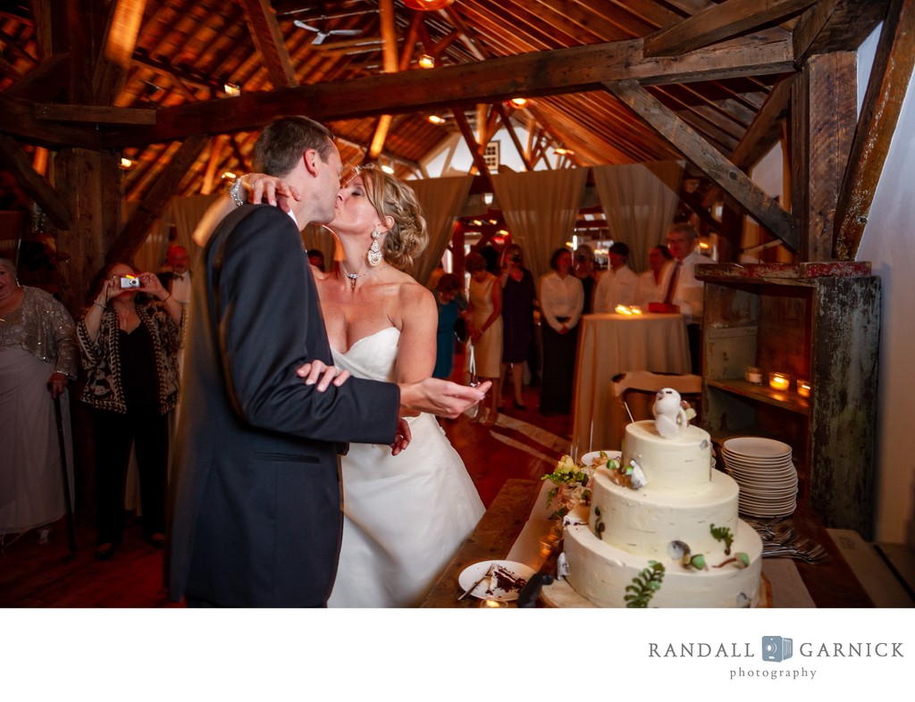 cake-cutting-barn-reception-riverside-farm-vermont