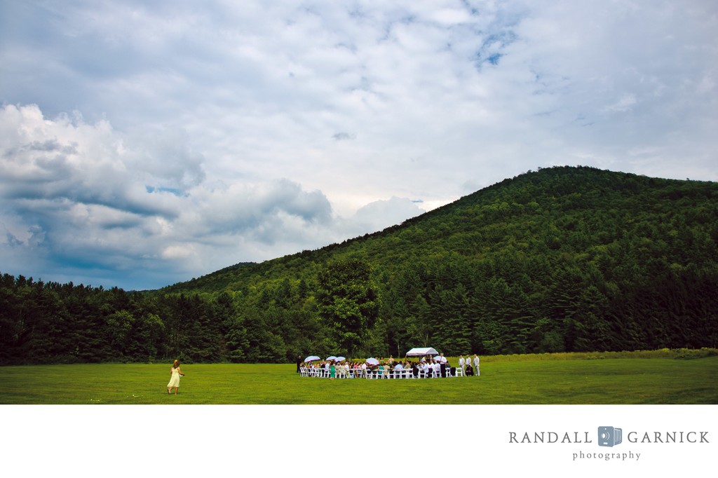 outdoor-mountain-ceremony-riverside-farm-vermont