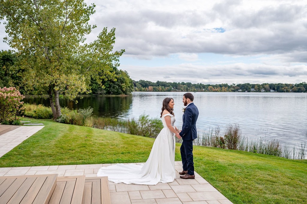 wedding-couple-lakeside-portraits-halifax