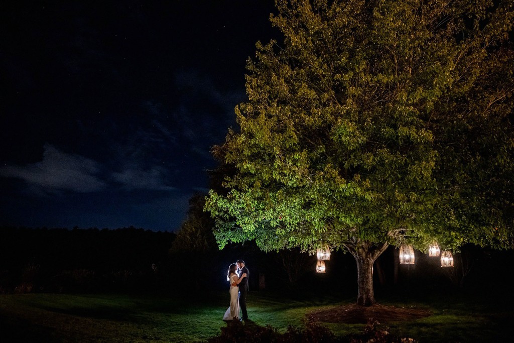 outdoor-night-portrait-at-the-lakehouse-wedding