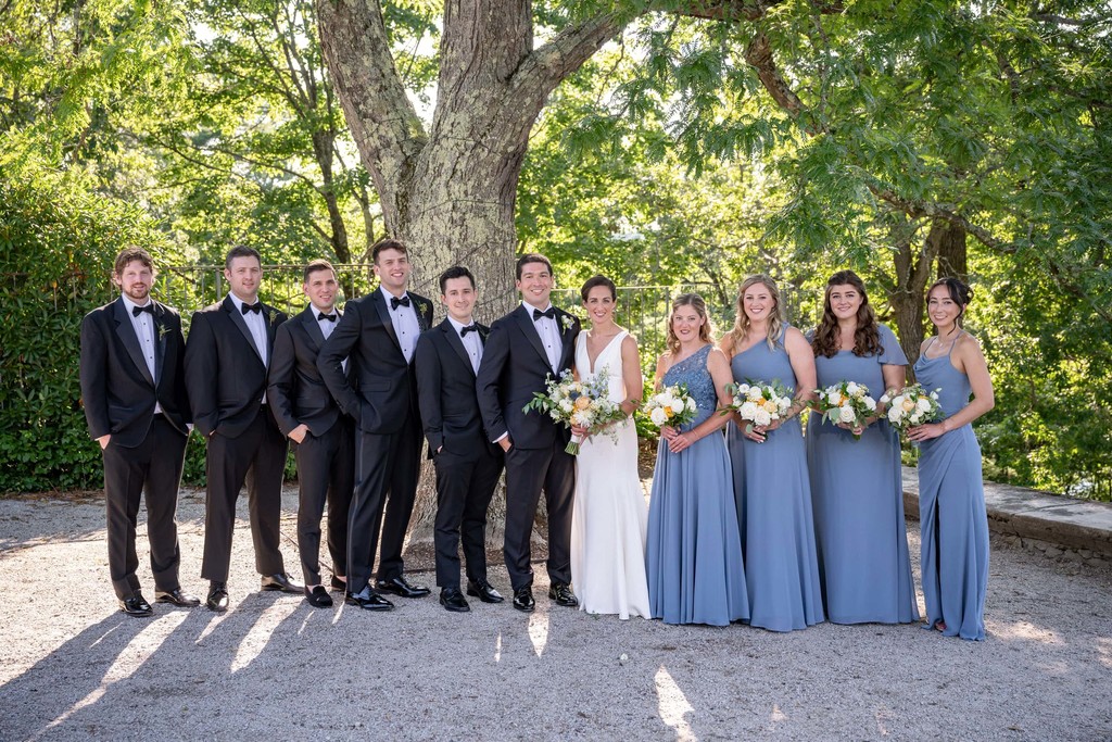 Bridal Party Group Photo at deCordova Museum Weddings