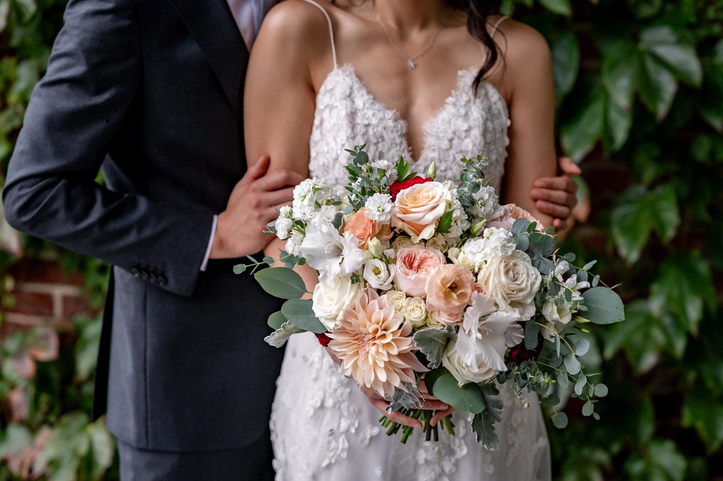 Elegant floral bouquet at deCordova Museum weddings