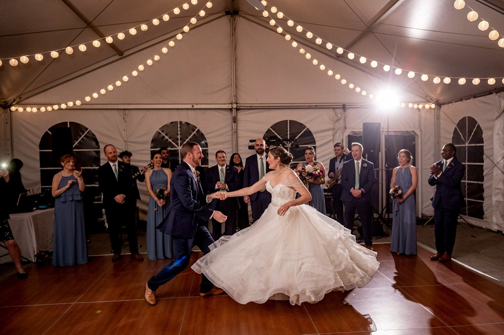 Elm Bank wedding couple 1st dance in the tent