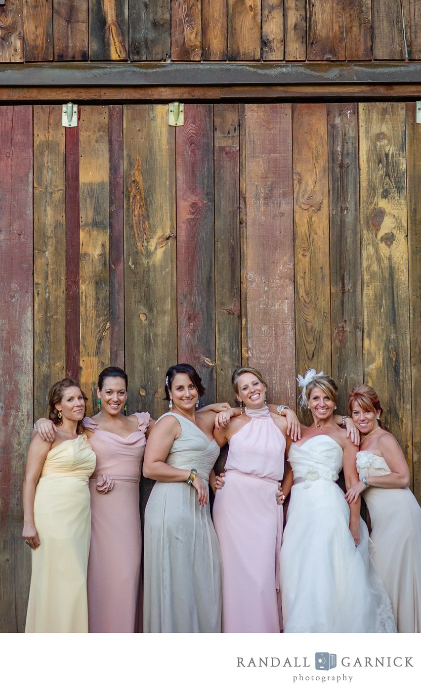 bridesmaids-rustic-barn-riverside-farm-vermont