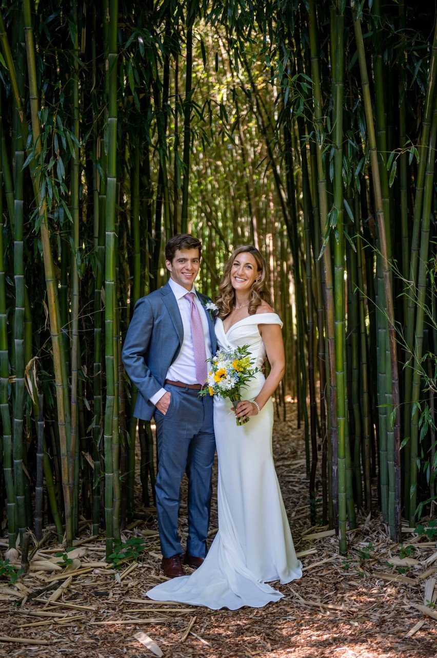 Blithewold Mansion wedding couple in bamboo grove