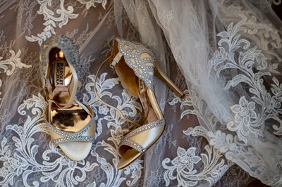 Vintage wedding details Blithewold Mansion wedding shoes