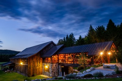 blue-hour-barn-vermont-wedding-riverside-farm